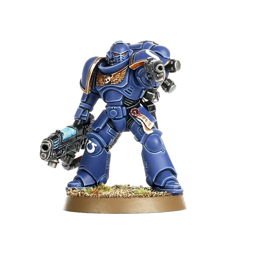 Warhammer 40,000 Space Marines Primaris Hellblasters Squad Miniatures Kit – 10 Multi-Part Plastic Models with Plasma Weapons, Citadel Bases & Transfer