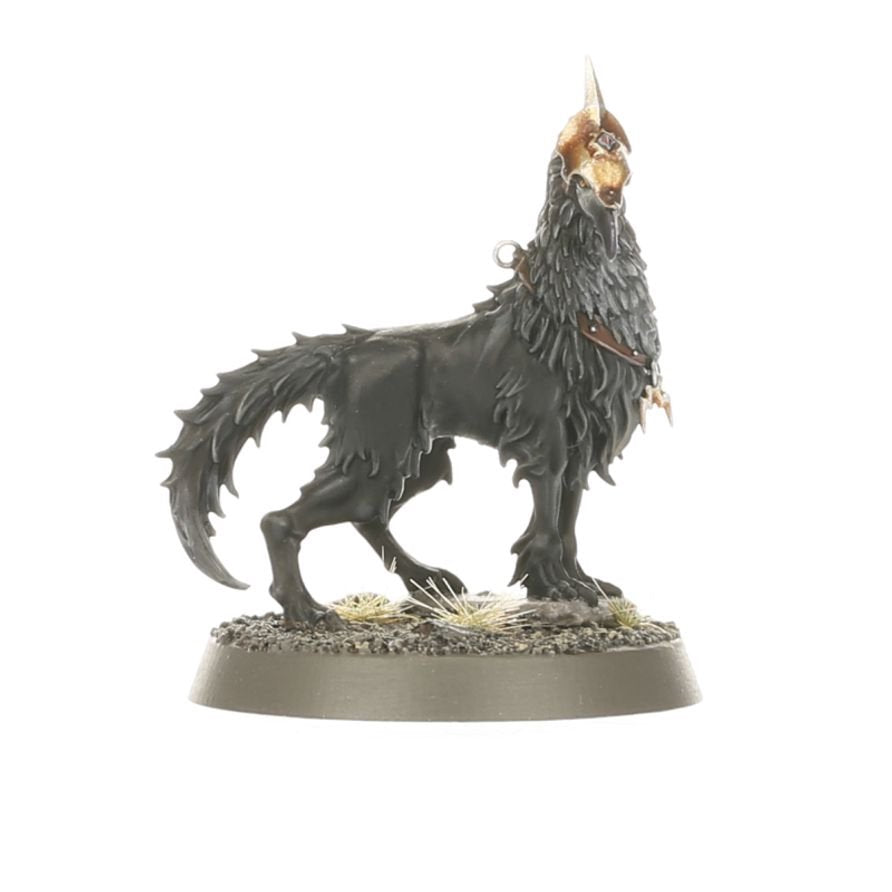 Warhammer Age of Sigmar: Ultimate Starter Set – Spearhead Starter Box with Stormcast Eternals & Skaven, 37 Push-Fit Miniatures, Gaming Mat, Dice &
