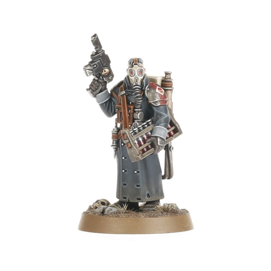 Warhammer 40K Astra Militarum Krieg Command Squad Miniatures Kit – Lord Commissar & Veteran Krieg Guardsmen – 7 Plastic Figures with Custom Weapon
