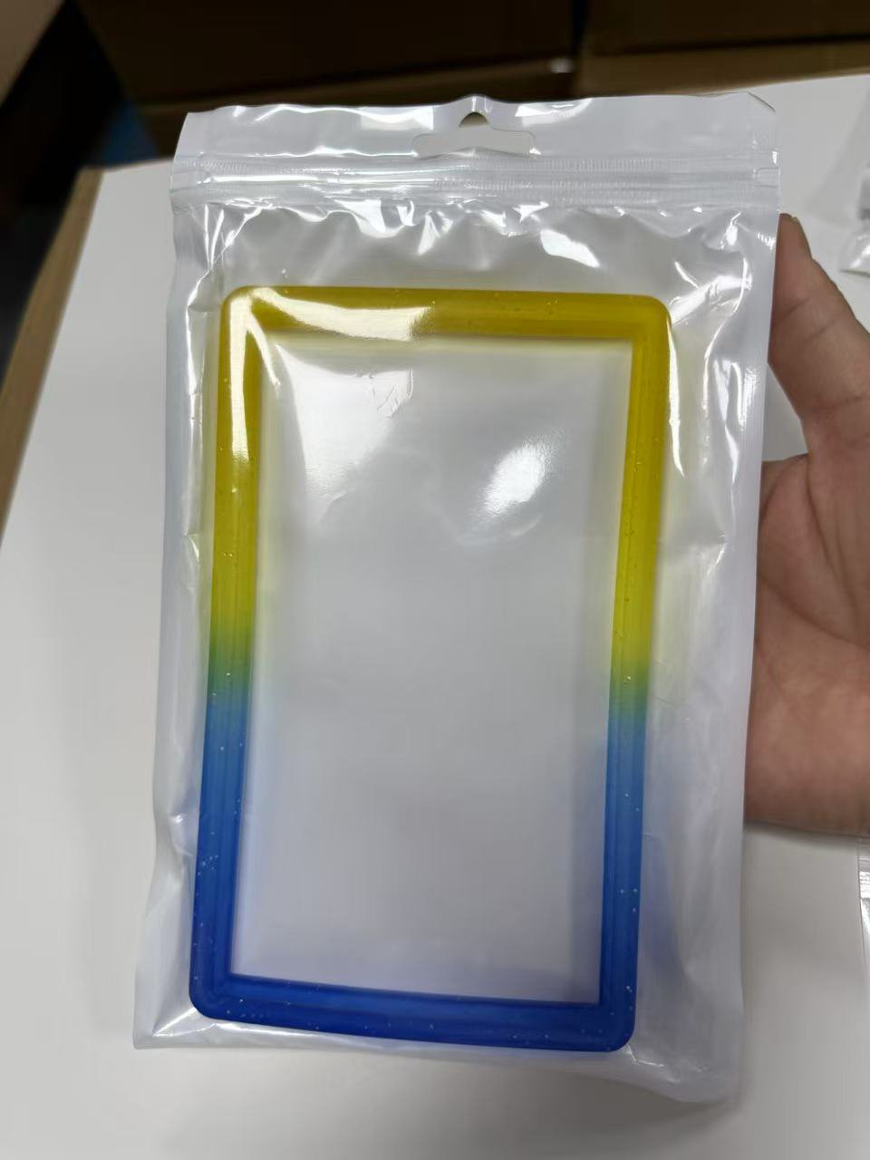 ER Bumper Slab PSA Gradient Yellow Blue Glitter Protective Case
